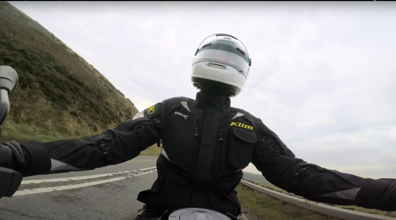 Motorcycle cornering Intro Thumbnail 
